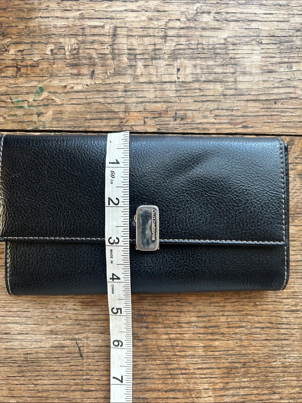 Vintage 90’s Liz Claiborne Black Pebble Leather Book Wallet with Silver Hardware